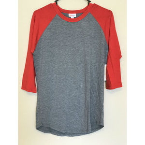 NWT Small LuLaRoe Randy tshirt
